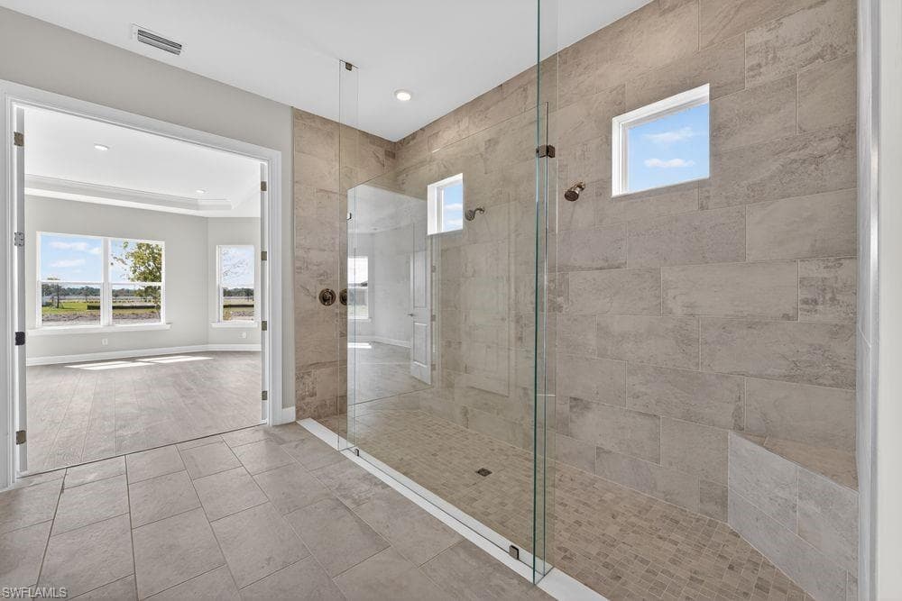 26891 Victoria PL-15