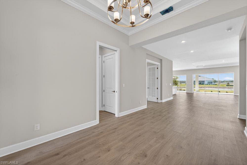 26891 Victoria PL-25