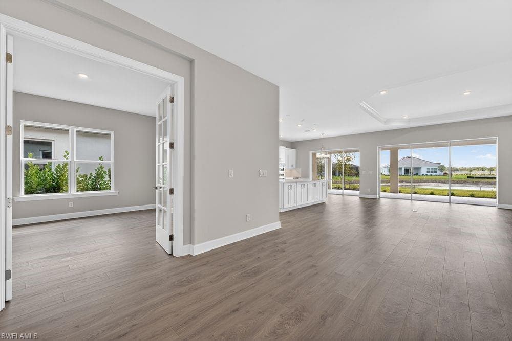 26891 Victoria PL-8