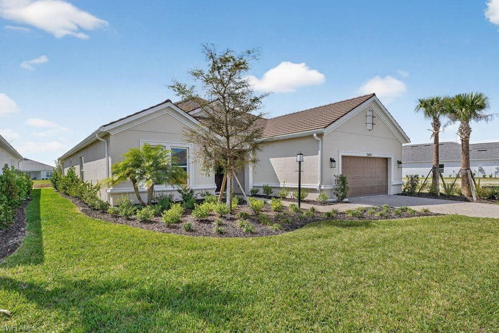 26891 Victoria PL-29