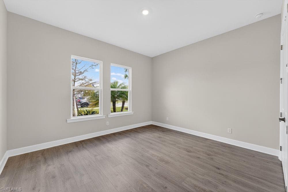 26891 Victoria PL-9
