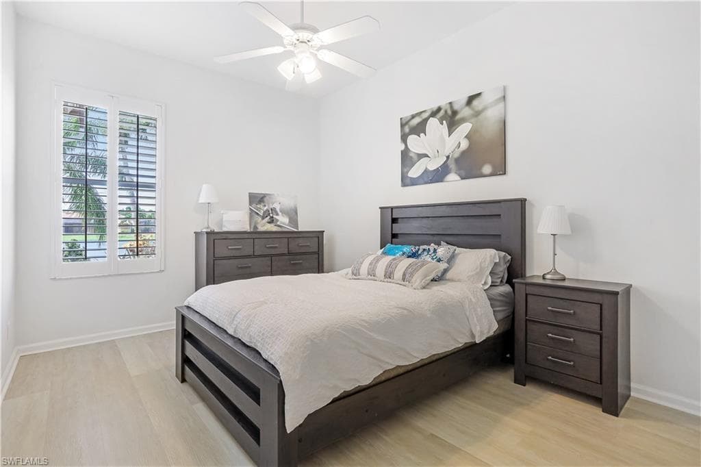 7699 Groves RD, NAPLES FL 34109-22