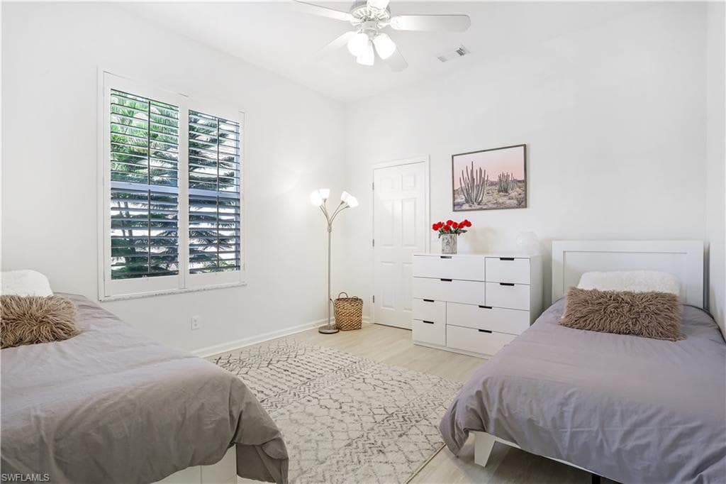 7699 Groves RD, NAPLES FL 34109-23