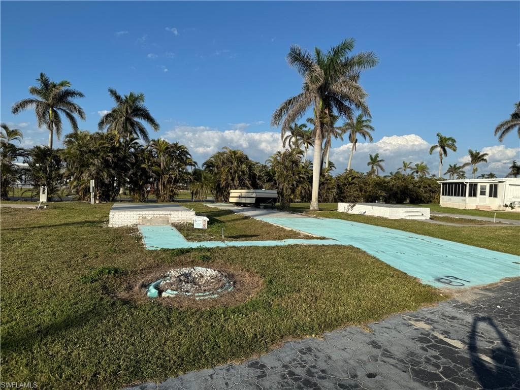 89 Sycamore LN, FORT MYERS FL 33908-1