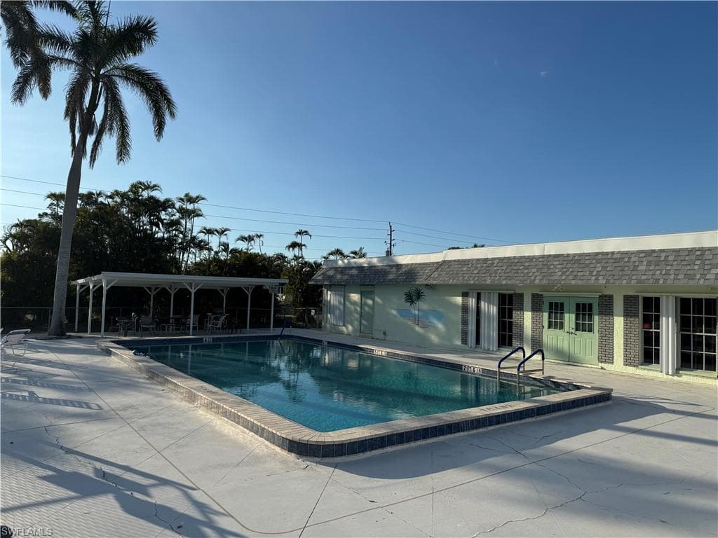 89 Sycamore LN, FORT MYERS FL 33908-3