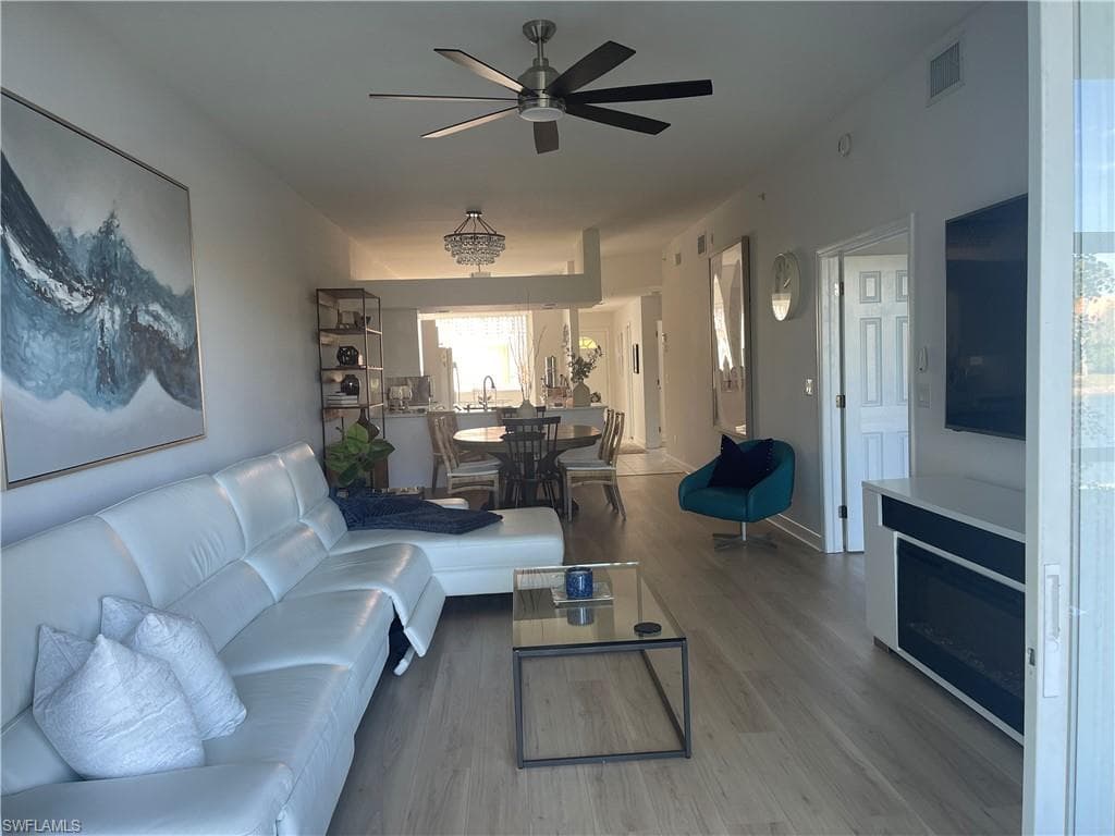 6750 Beach Resort DR # 1907, NAPLES FL 34114-2