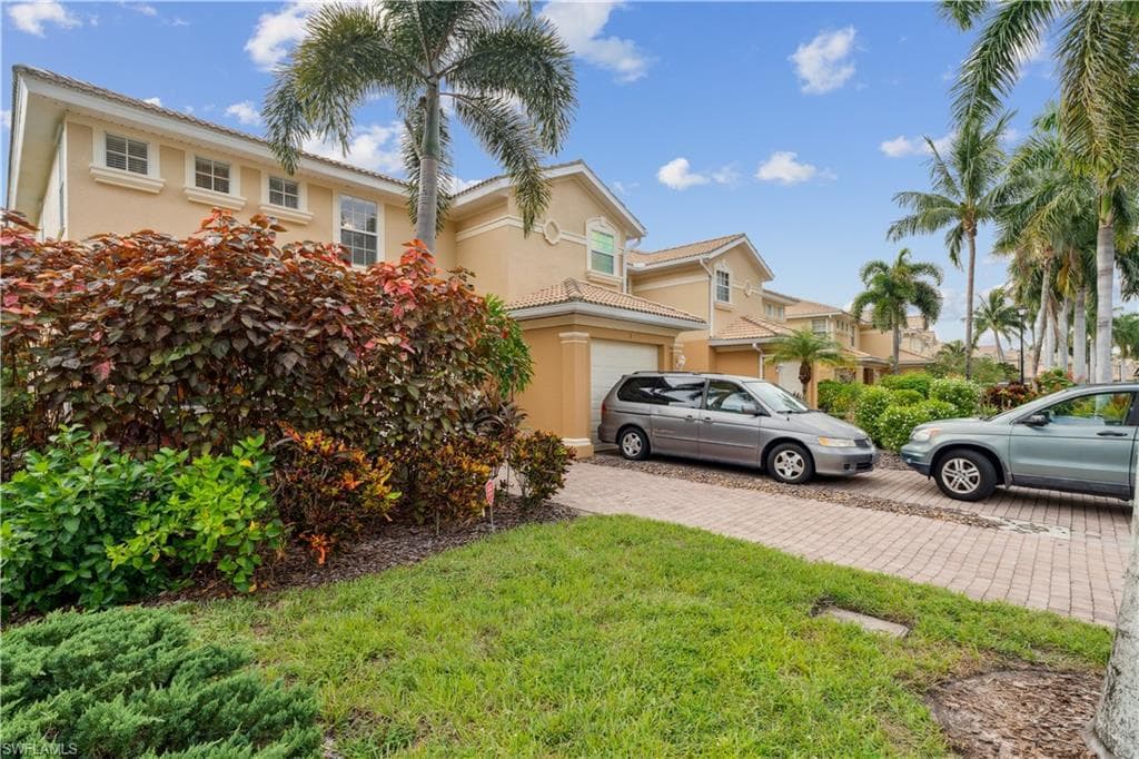 20048 Heatherstone WAY # 1, ESTERO FL 33928-21