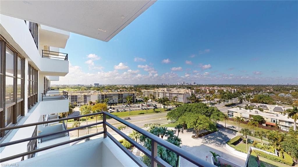 600 Three Islands BLVD # 803, HALLANDALE BEACH FL 33009-18