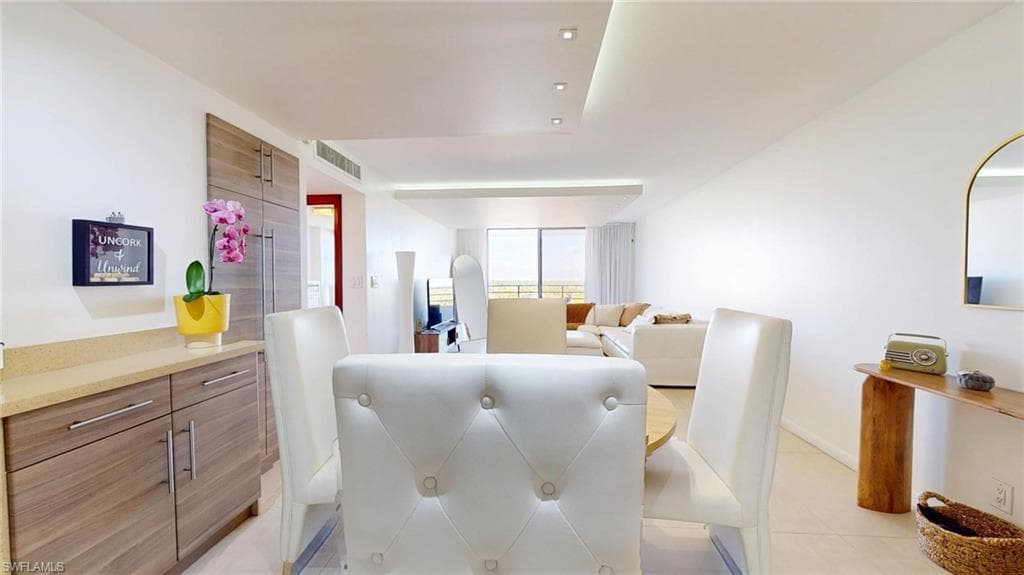 600 Three Islands BLVD # 803, HALLANDALE BEACH FL 33009-3