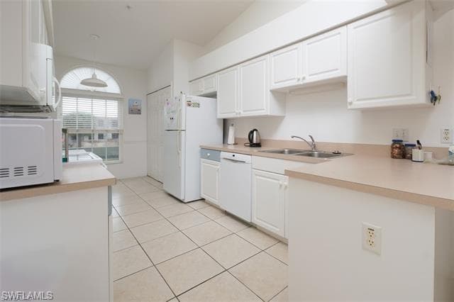 4925 Sandra Bay DR # 201, NAPLES FL 34109-4