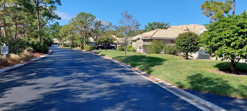 306 Emerald Bay CIR # J5, NAPLES FL 34110-28