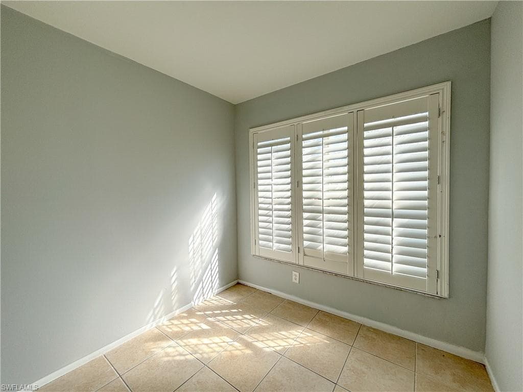 150 Santa Clara DR # 150, NAPLES FL 34104-11