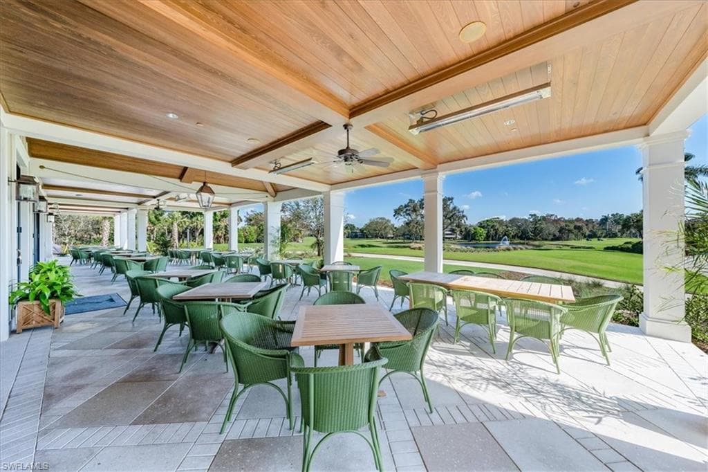 105 Clubhouse DR # D155, NAPLES FL 34105-22