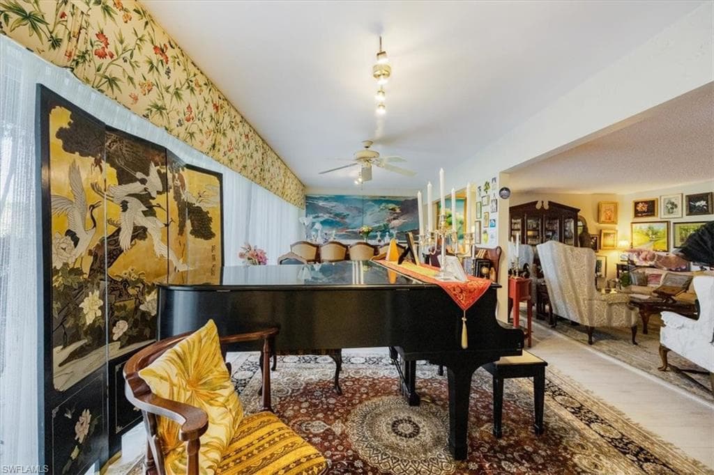 105 Clubhouse DR # D155, NAPLES FL 34105-5