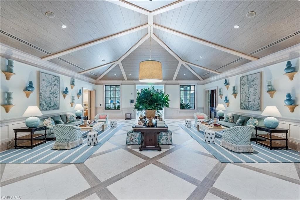 105 Clubhouse DR # D155, NAPLES FL 34105-17