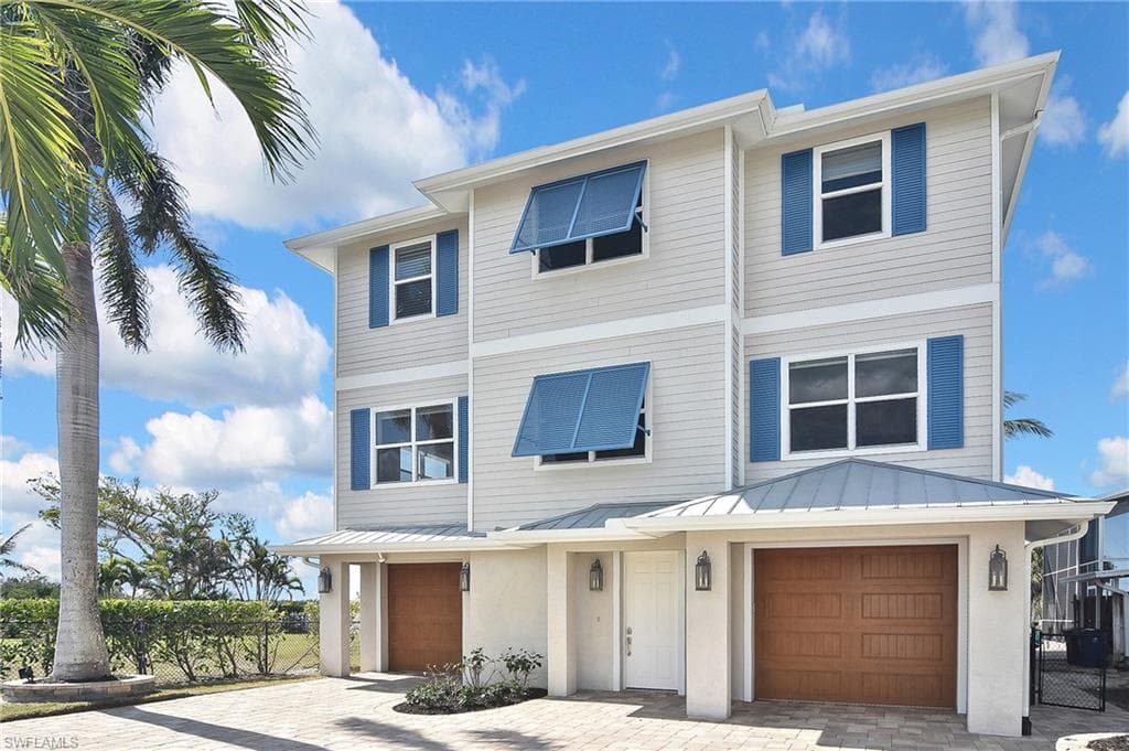 24581 Redfish ST, BONITA SPRINGS FL 34134-5