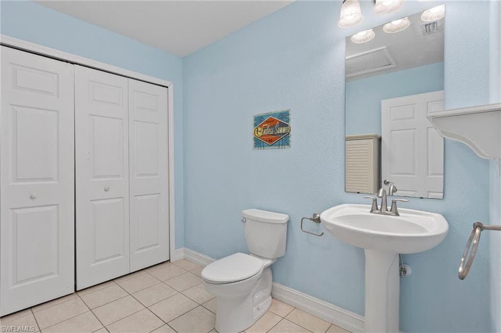 104 Washington AVE, FORT MYERS BEACH FL 33931-19