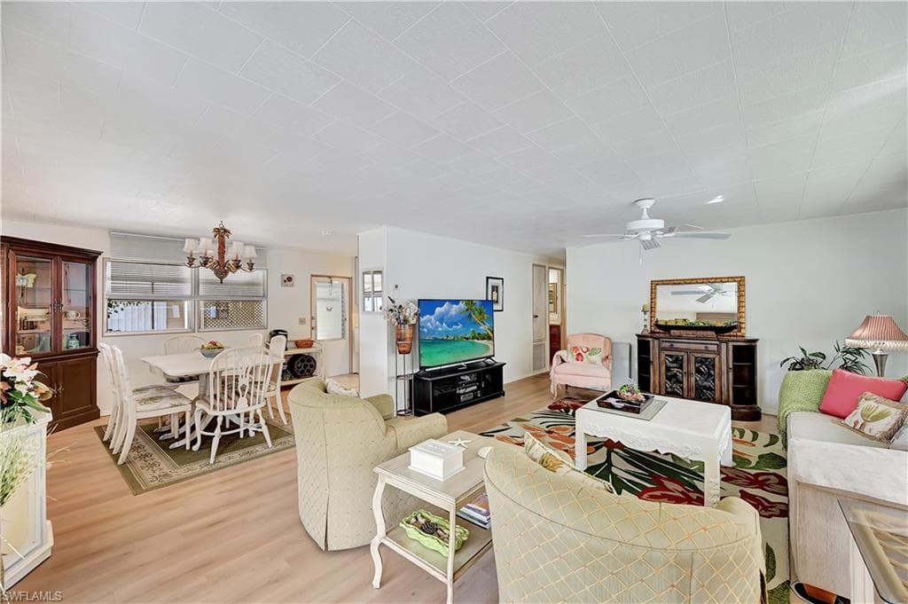 114 Enchanting BLVD, NAPLES FL 34112-4