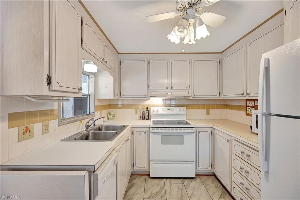 114 Enchanting BLVD, NAPLES FL 34112-9