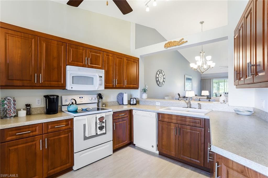 9022 Michael CIR # 4, NAPLES FL 34113-21