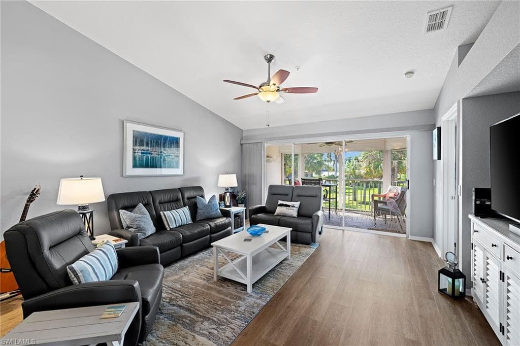 9022 Michael CIR # 4, NAPLES FL 34113-7