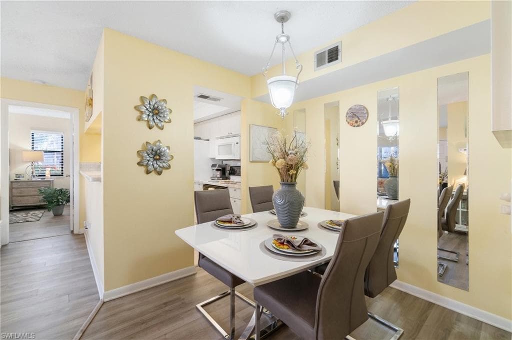 4363 27th CT SW # 103, NAPLES FL 34116-10