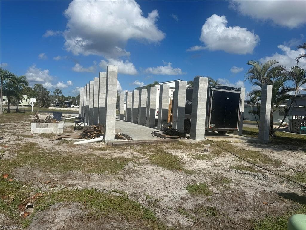 13641 Knot DR, FORT MYERS FL 33908-5