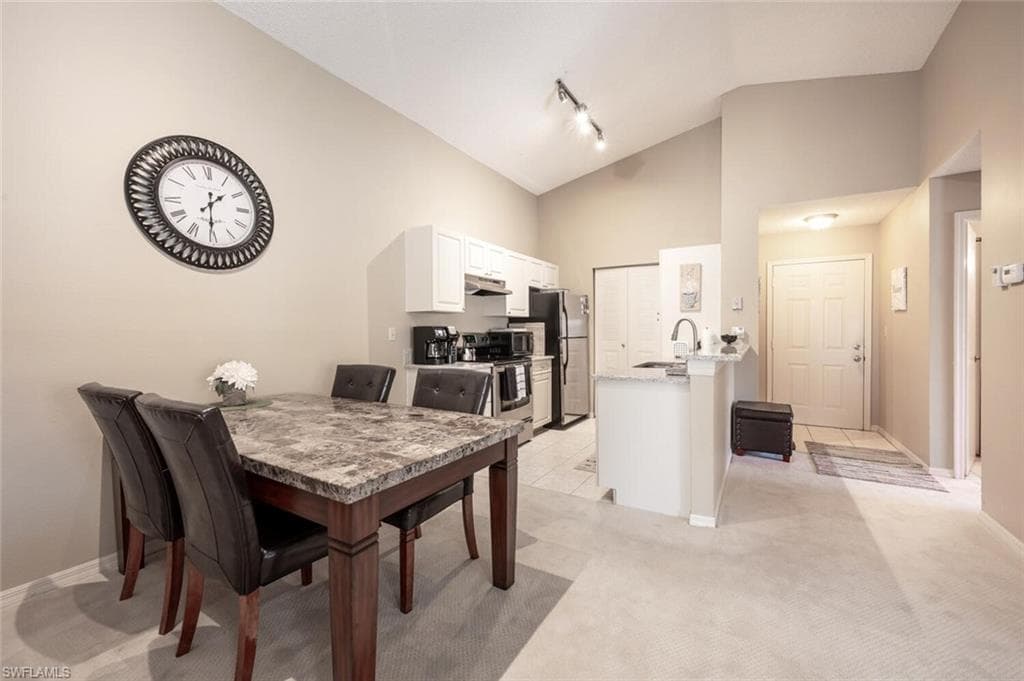 2190 Arbour Walk CIR # 2221, NAPLES FL 34109-9