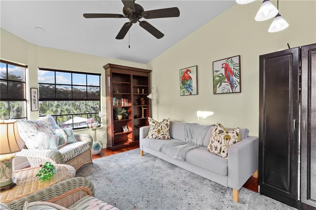 2708 Santa Cruz BLVD, NAPLES FL 34112-15