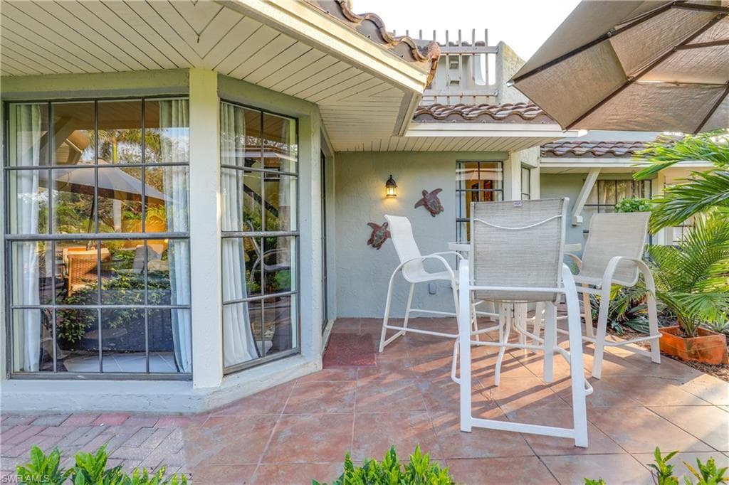 2708 Santa Cruz BLVD, NAPLES FL 34112-27