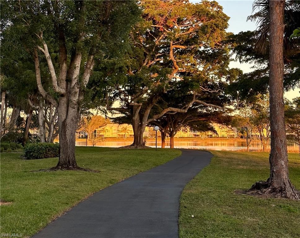 2708 Santa Cruz BLVD, NAPLES FL 34112-37