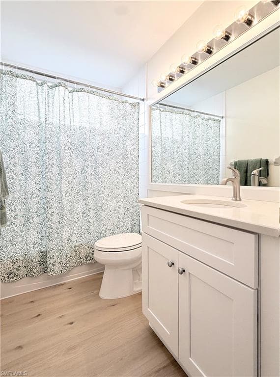 8605 Naples Heritage DR # 216, NAPLES FL 34112-13