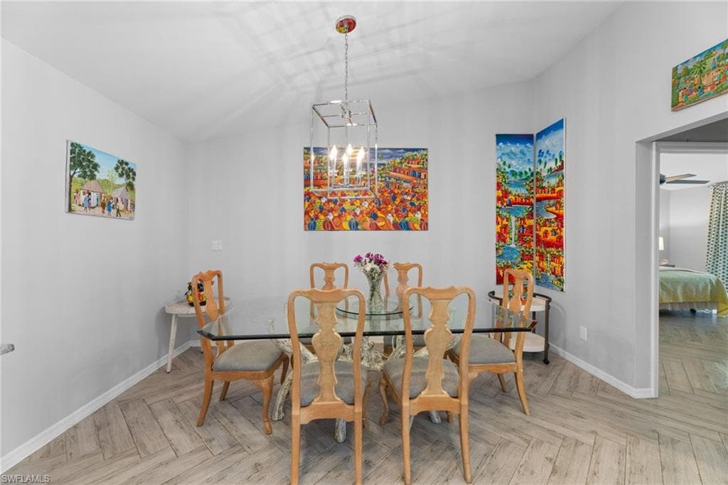 2467 Pine Woods CIR # 3, NAPLES FL 34105-14