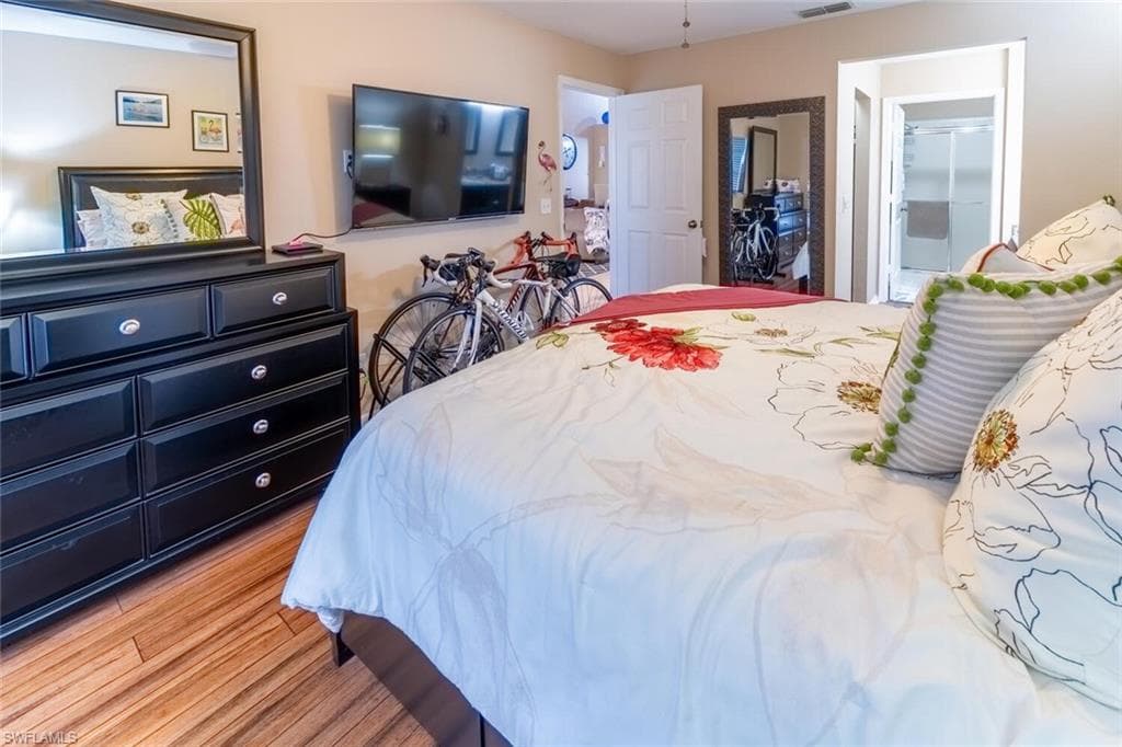 760 Wiggins Lake DR # 205, NAPLES FL 34110-15