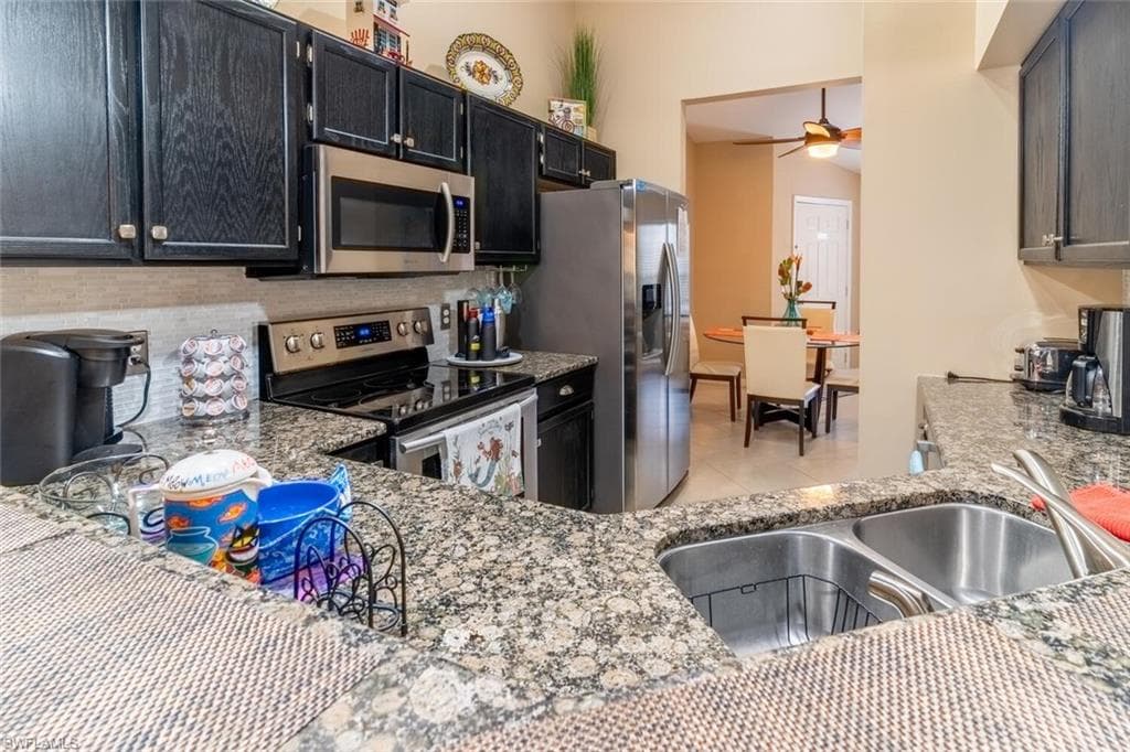 760 Wiggins Lake DR # 205, NAPLES FL 34110-13