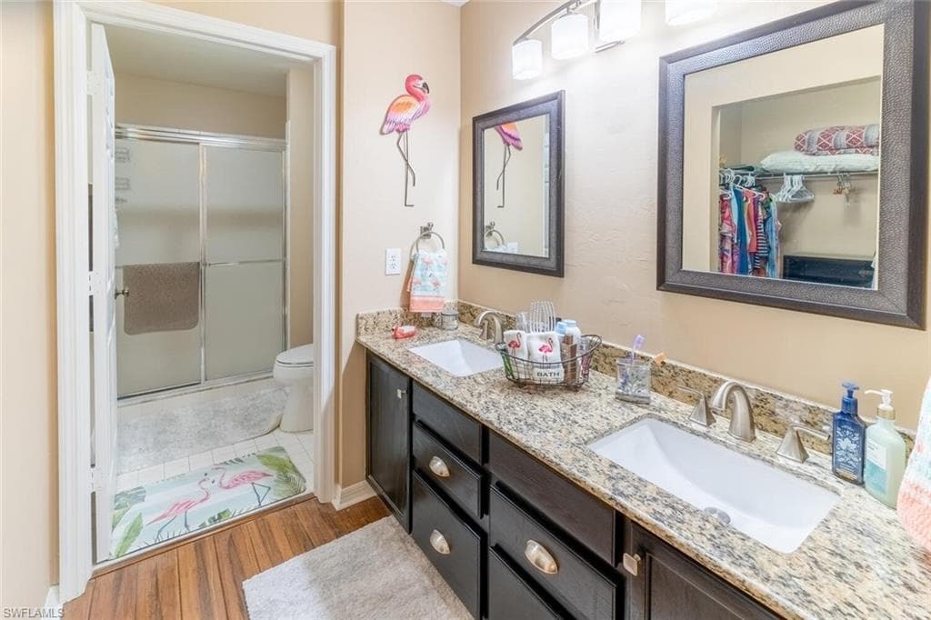 760 Wiggins Lake DR # 205, NAPLES FL 34110-17