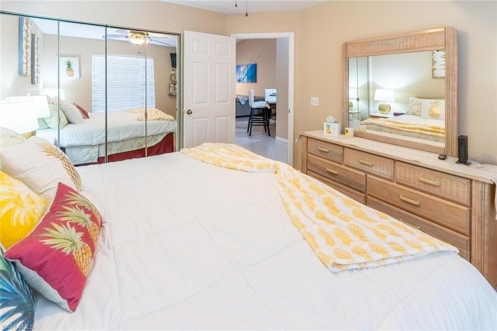 760 Wiggins Lake DR # 205, NAPLES FL 34110-20