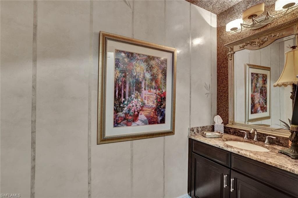 2772 Tiburon BLVD E # 102, NAPLES FL 34109-11