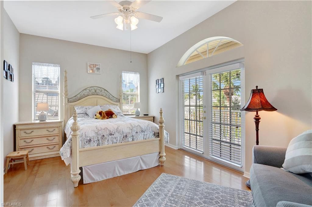27041 Flamingo DR, BONITA SPRINGS FL 34135-18