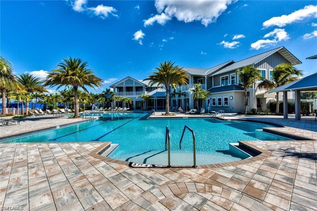 10641 Jackson Square DR, ESTERO FL 33928-29