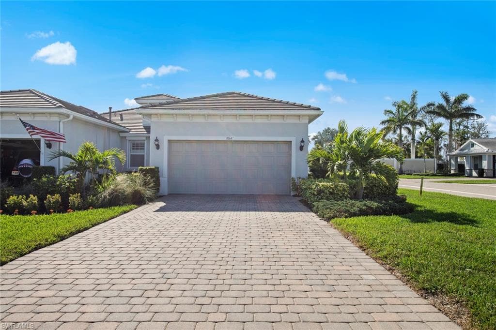 10641 Jackson Square DR, ESTERO FL 33928-3