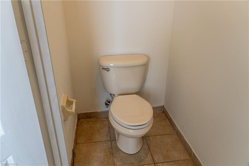 7029 Ambrosia LN # 604, NAPLES FL 34119-27