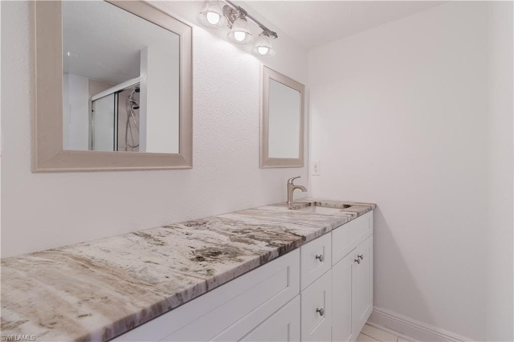 3324 N Key DR # 4, NORTH FORT MYERS FL 33903-11