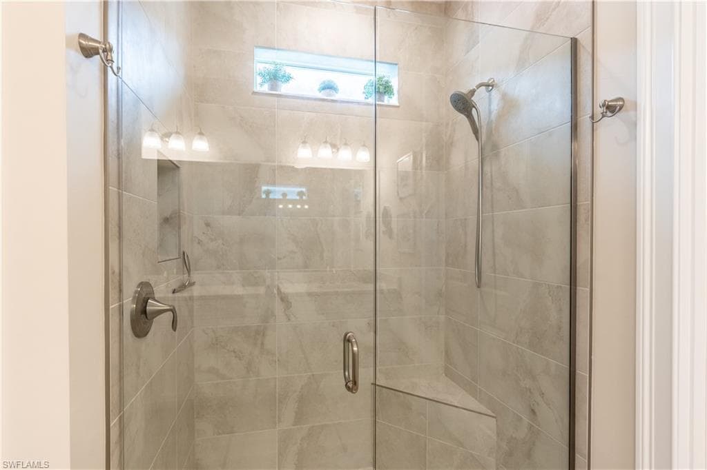 461 Kamari CV, NAPLES FL 34114-29