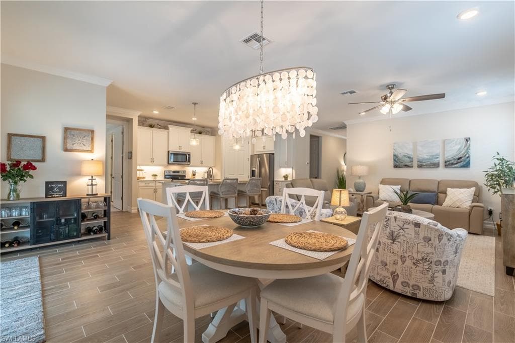 461 Kamari CV, NAPLES FL 34114-13