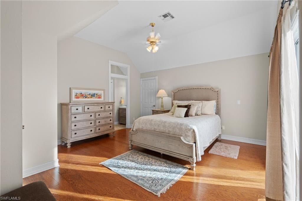 1495 Gordon River LN, NAPLES FL 34104-18