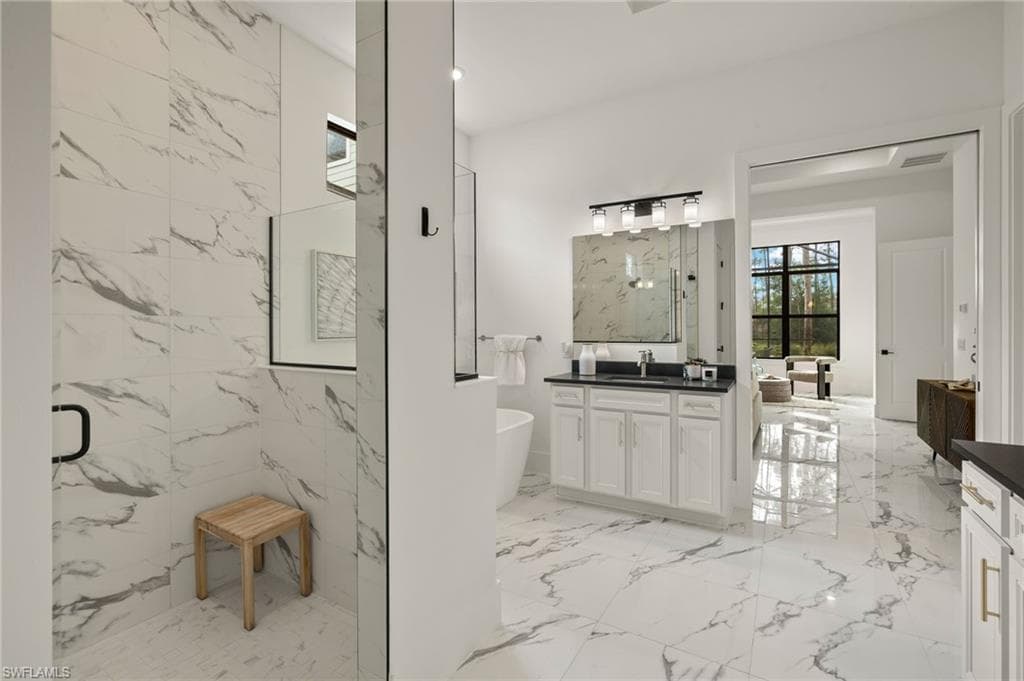 16153 Verilyn CIR, NAPLES FL 34110-12