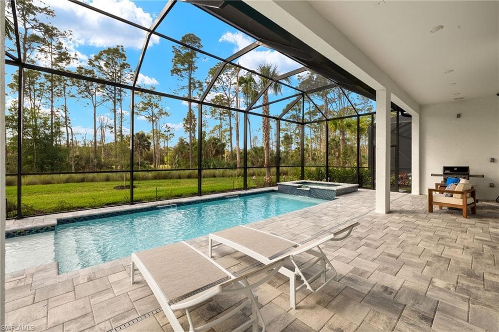 16153 Verilyn CIR, NAPLES FL 34110-32