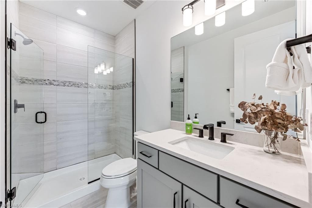 19730 Panther Island BLVD, ESTERO FL 33928-33