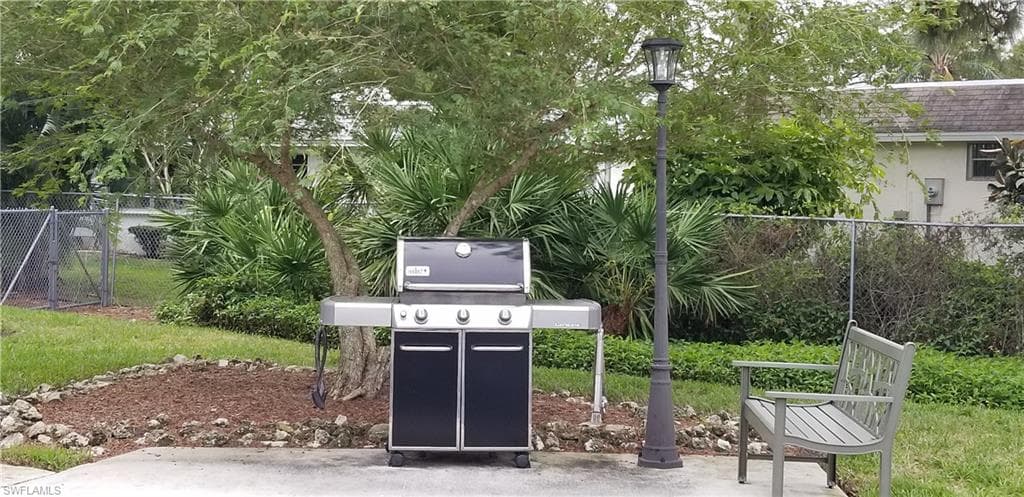 91 Georgetown BLVD # 91, NAPLES FL 34112-14